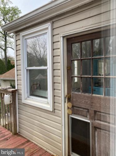 2912 Fairmont St, Falls Church VA  22042-1307 exterior