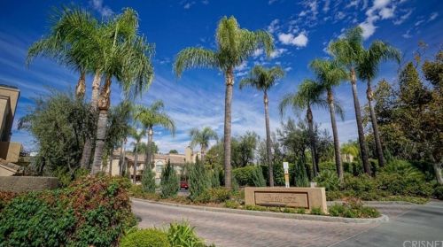 23845 Del Monte Dr, Santa Clarita CA  91355-3370 exterior