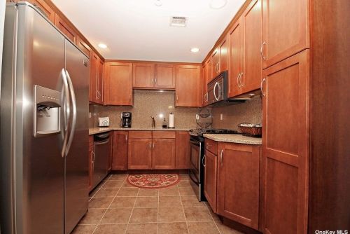 201 Medea Way, Central Islip NY  11722-4540 exterior