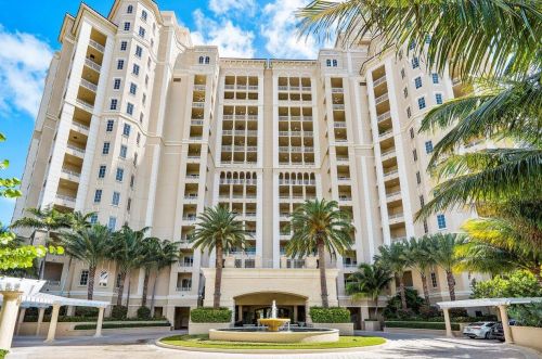 622 Flagler Dr, West Palm Beach, FL 33401-4010