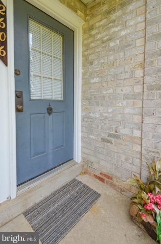 2606 Rolling Green Dr, Macungie, PA 18062-1444
