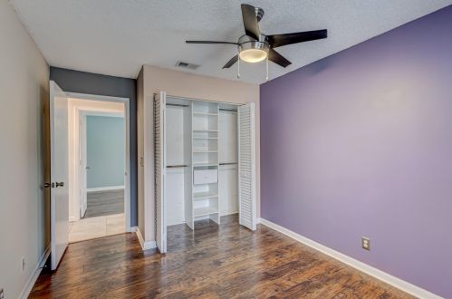 1281 Slash Pne Cir, West Palm Beach FL  33409-7086 exterior