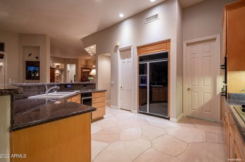 6256 Amber Sun Dr, Scottsdale AZ 85266-7035 exterior