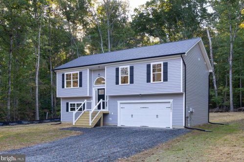 12601 Wilderness Park Dr, Spotsylvania VA  22551-8114 exterior