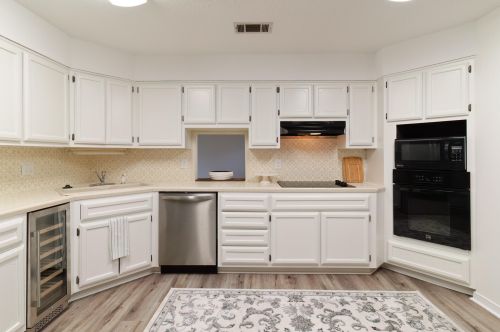 935 Holbrook Cir, Fort Walton Beach FL  32547-6733 exterior