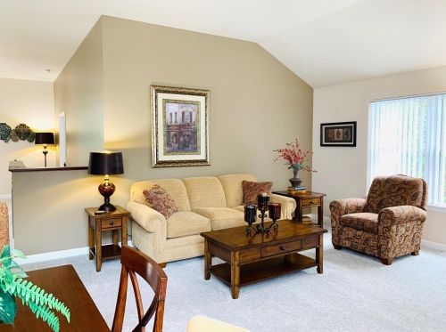 83 Hawick Dr, Valpo IN  46385-9331 exterior