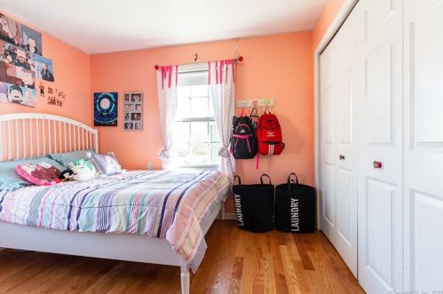 62 William St, Milford CT  06461-3041 exterior