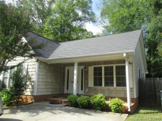 2201 Olde Chantilly Ct, Charlotte, NC 28205-7579