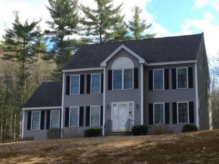 260 Long Pond Rd, Danville, NH 03819-3139