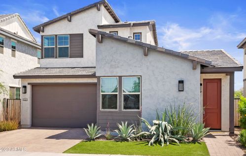 1025 Hudson Dr, Chandler, AZ 85225-5323