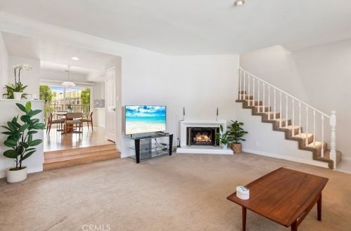 416 Avenue G, Redondo Beach, CA 90277-5945