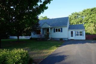 72 Babcock Ter, Beckers Corners, NY 12158-1904