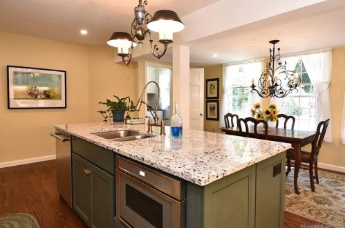 312 Grassy Hill Rd, Lyme CT  06371-3312 exterior