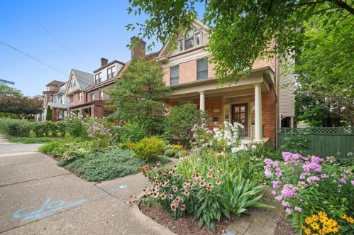 5641 Woodmont St, Pittsburgh, PA 15217-1244
