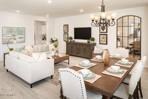 10566 Ironwood Dr, Casa Grande AZ  85194-6885 exterior