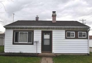 3471 66th St, Milwaukee WI  53219-4216 exterior