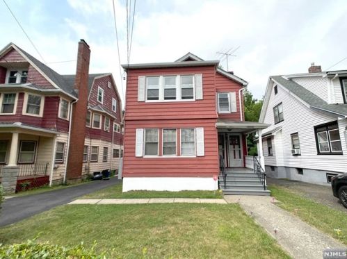 26 Elmwood Ave, Montclair NJ  07042-4508 exterior