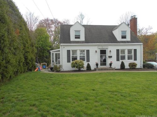 10 Avondale Rd, Manchester, CT 06042-3258