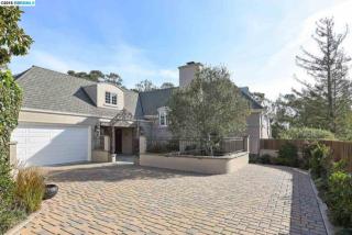 48 Wildwood Gdns, Oakland, CA 94611-3832
