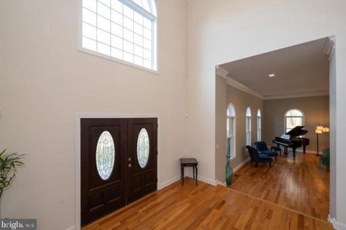 502 Cherry Valley Rd, Princeton NJ  08540-7681 exterior