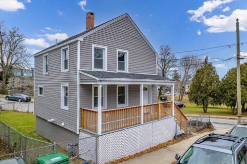 63 Hempstead St, United States Coast Guard Ac, CT 06320-5644