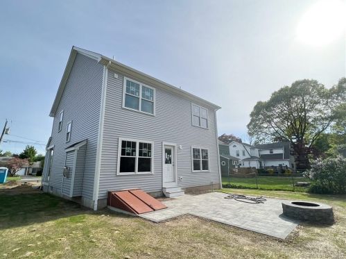 23 Sunset Ave, Milford, CT 06460-5453