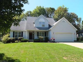 8209 Hidden Glen Ave, Canton, OH 44721-1746