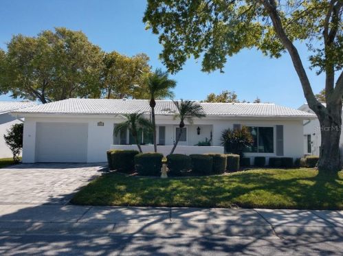 9021 41st Way, Pinellas Park, FL 33782-5614