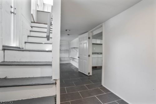 551 Leo St, Industrial Hillside NJ  07205-1726 exterior