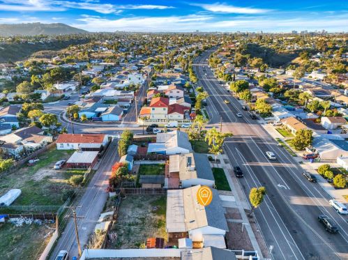 4220 Clairemont Dr, San Diego CA 92117-5536 exterior