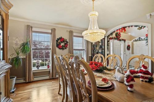 4 Fountayne Ct, Washingtonville NY  10992-1001 exterior