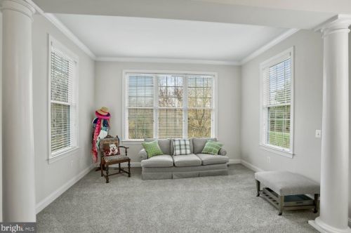 15625 Alderbrook Dr, Haymarket VA  20169-6131 exterior