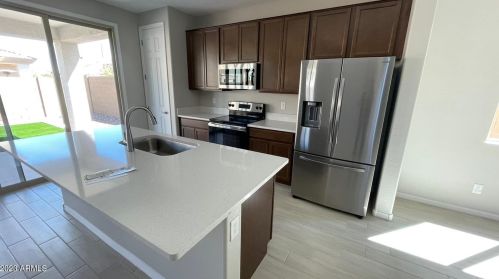 7315 13th Pl, Phoenix AZ  85042-5104 exterior