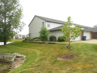 6443 Bay Harbor Ln, Indianapolis, IN 46254-4516