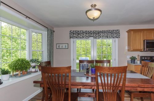 11 Lynwood Rd, Raymond NH  03077-1876 exterior