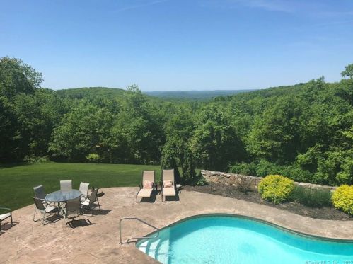 21 Deer Park Rd, Danbury, CT 06811-2717