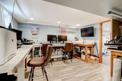 3221 98, Milwaukee WI 53214-2637 exterior