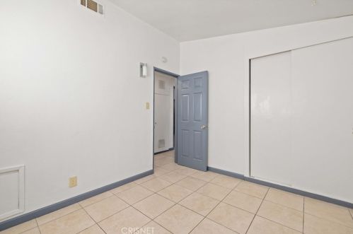 467 Lingard St, Lancaster CA 93535-3122 exterior