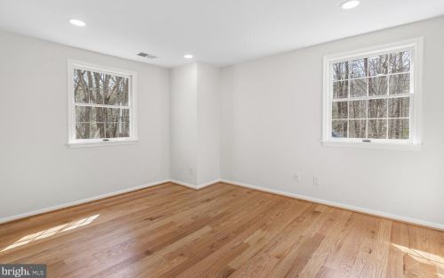 4471 Occoquan Overlook, Woodbridge VA  22192-6107 exterior