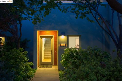 115 Glashaus Loop, Oakland CA 94608-1298 exterior