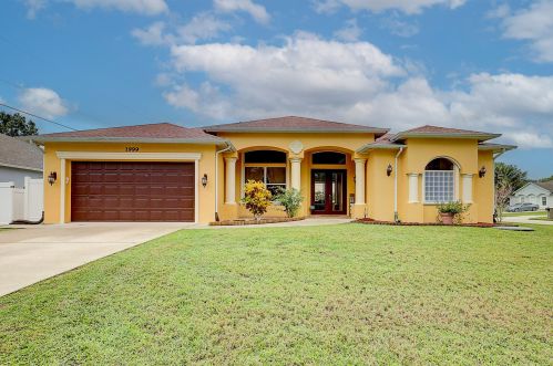 1999 Gourmet St, Fort Pierce, FL 34953-1173