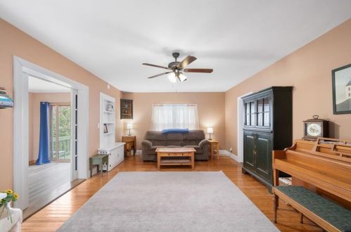 147 Trent St, Woonsocket RI  02895-1040 exterior