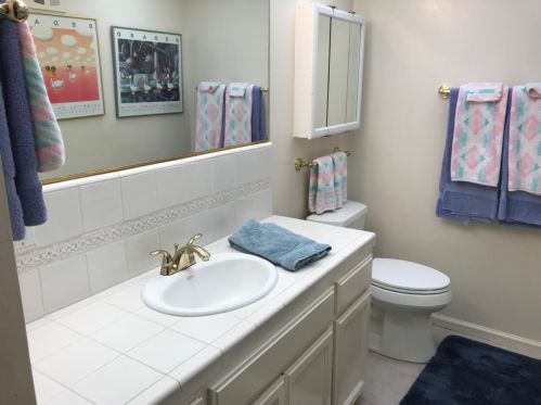 3002 Liberty Ct, Marina CA  93933-3619 exterior