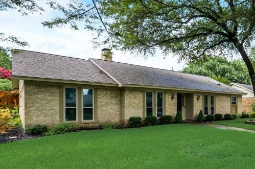 1811 Columbia Dr, Richardson, TX 75081-3202