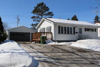 3211 Outer Dr, Hibbing, MN 55746-2654