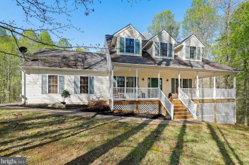 40 Alcotti Way, Fredericksburg, VA 22406-4077