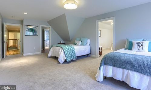 644 Southridge Dr, Navy Sup Dpt PA  17055-6025 exterior