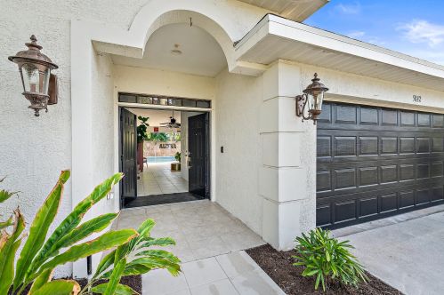 5842 Gillespie Ave, Fort Pierce, FL 34986-3938