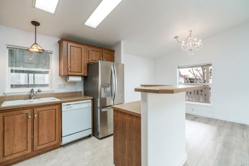 8108 B St, Windsor CA  95492-9321 exterior
