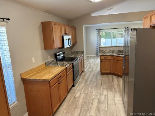 3873 Sunset Cove Dr, Daytona Beach FL  32129-1909 exterior